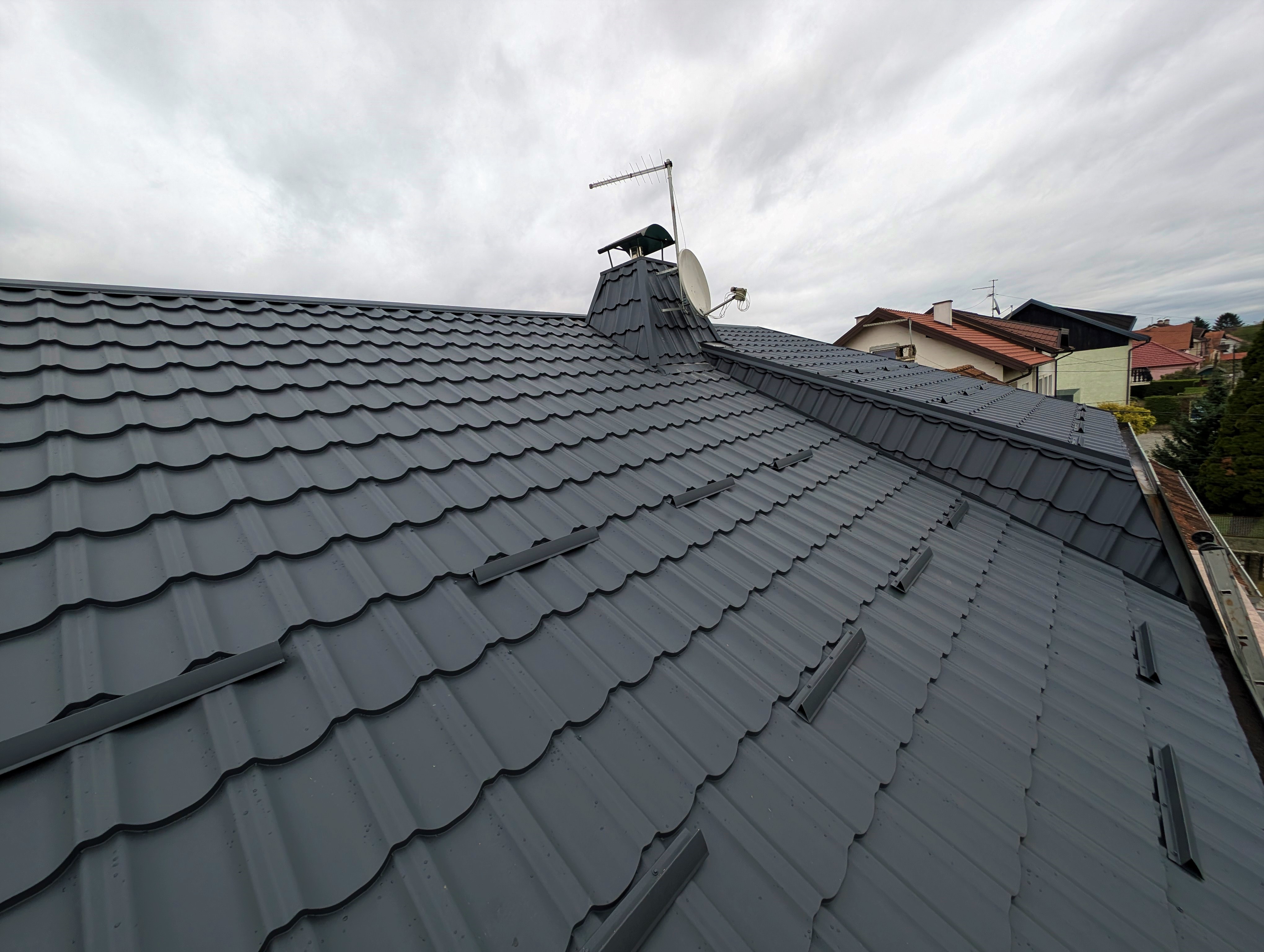 PXL 20241004 104524238.RAW 01.MP.COVER